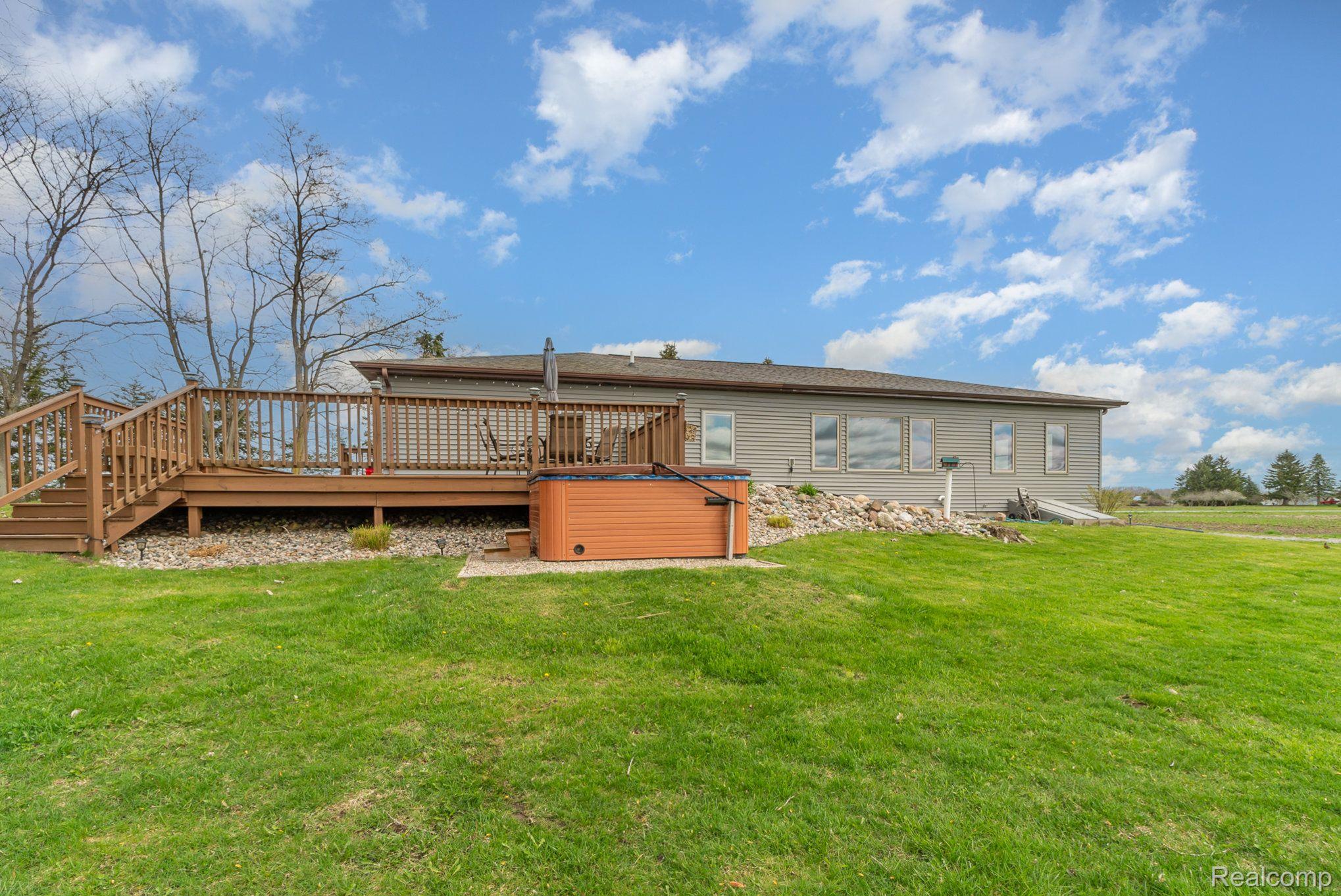 2019 Mosher Road Kawkawlin, MI 48631 - Photo 27 of 35 Gallery Image 27