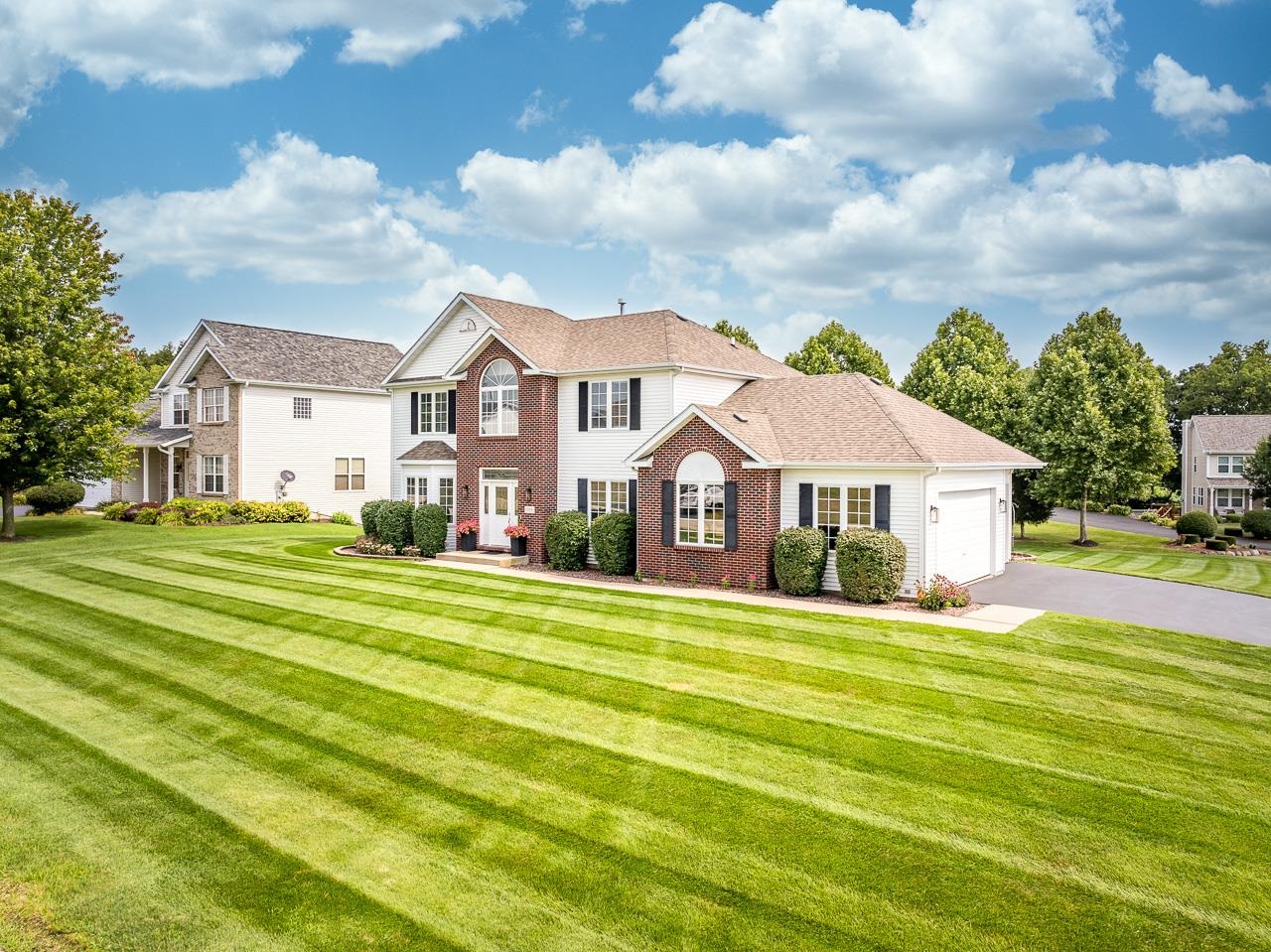11051 Chicory Ridge Way Roscoe, IL 61073 - Photo 3 of 50 Gallery Image 3