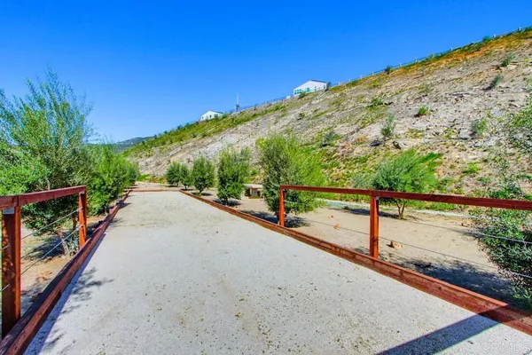 $599,000 | 35131 Rangpur Lane, Fallbrook, CA 92028