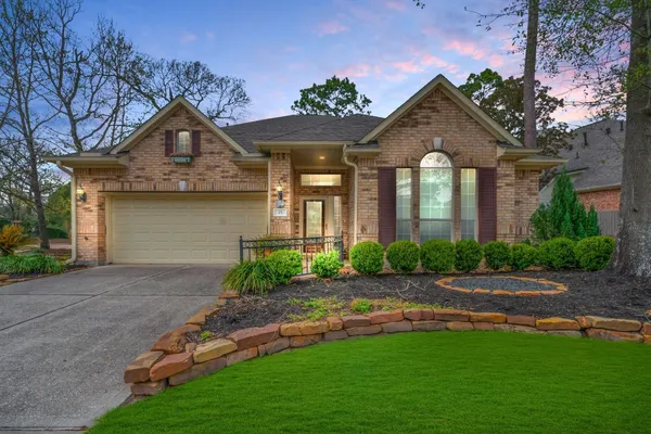 $429,990 | 15 East Royal Mews, Conroe, TX 77384