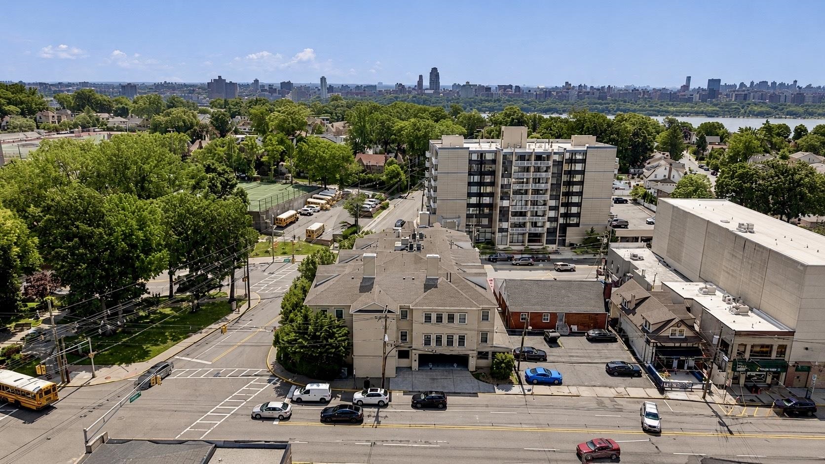 180 Edgewater Road, Unit 1B Cliffside Park, NJ 07010 - Photo 15 of 17