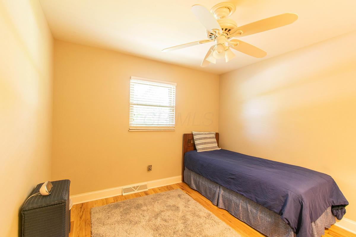 2212 Buckley Road Columbus, OH 43220 - Photo 23 of 30