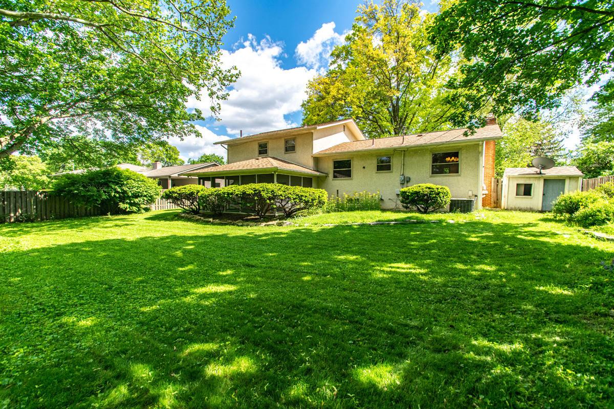 2212 Buckley Road Columbus, OH 43220 - Photo 28 of 30