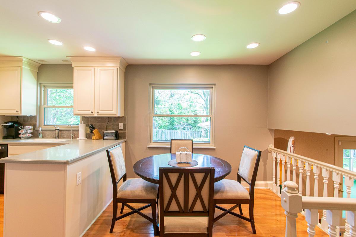 2212 Buckley Road Columbus, OH 43220 - Photo 10 of 30
