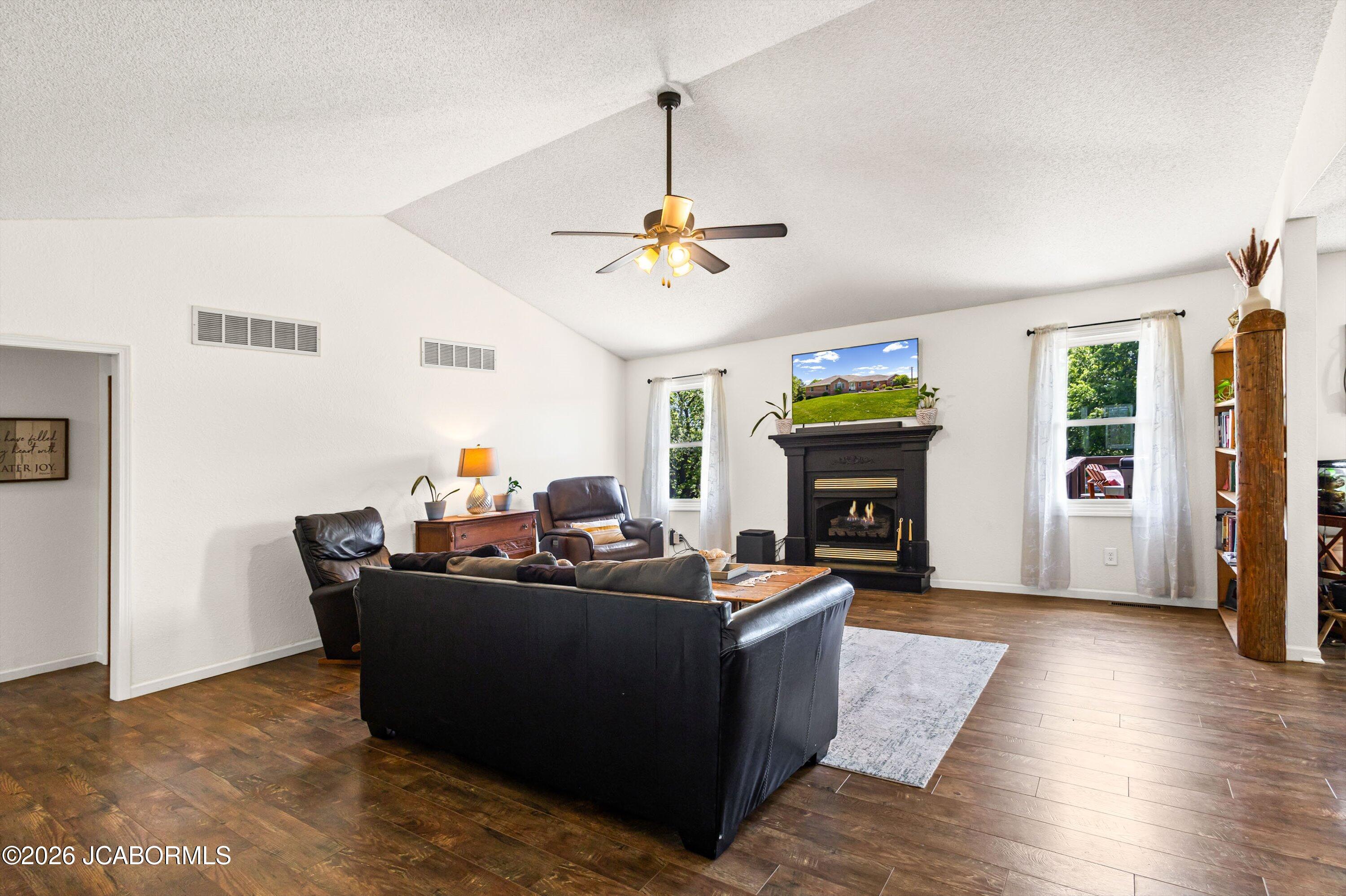 845 Kaylor Bridge Road Centertown, MO 65023 - Photo 9 of 55