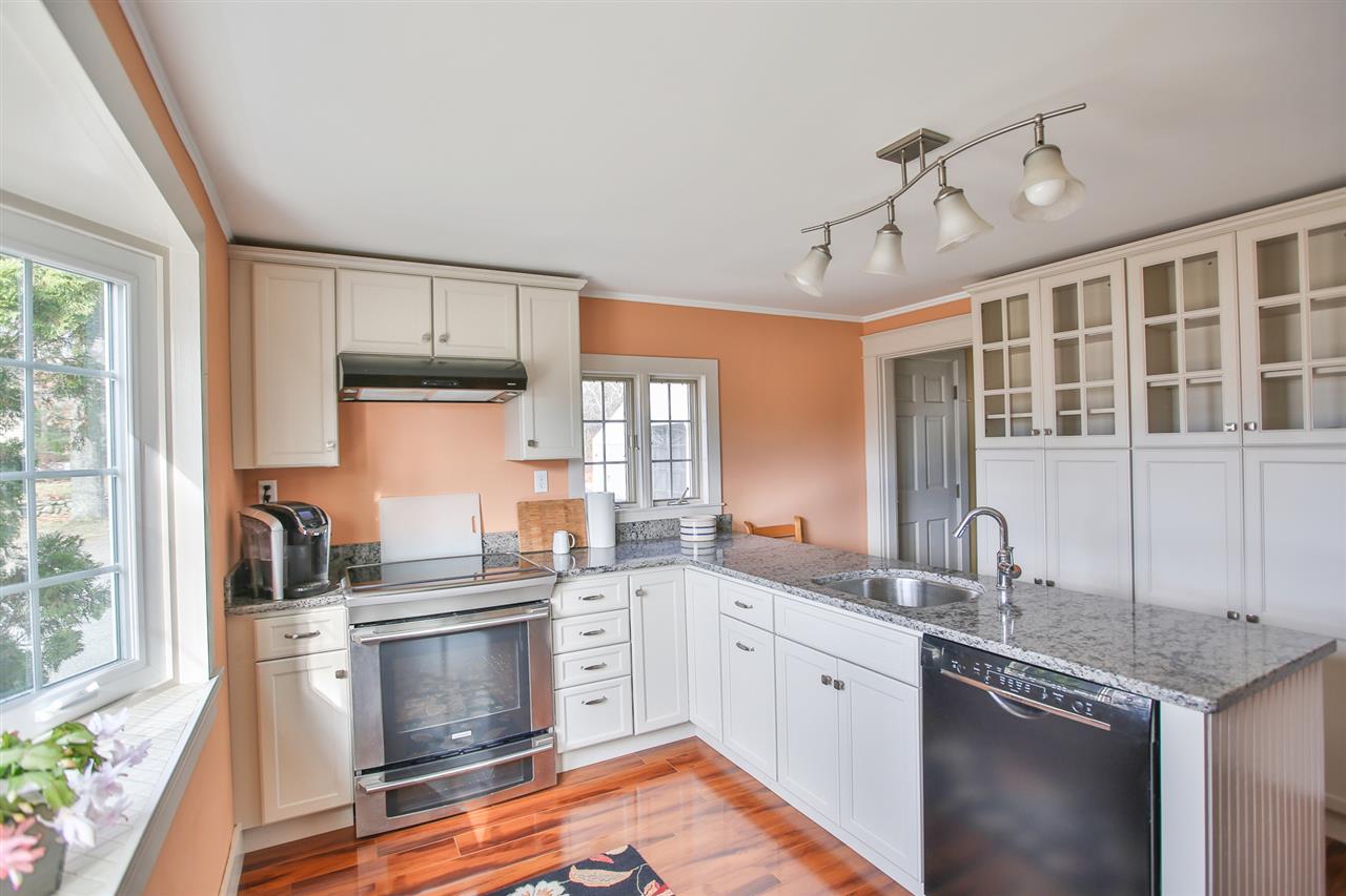 10 Elm Road North Hampton, NH 03862 - Photo 4 of 22