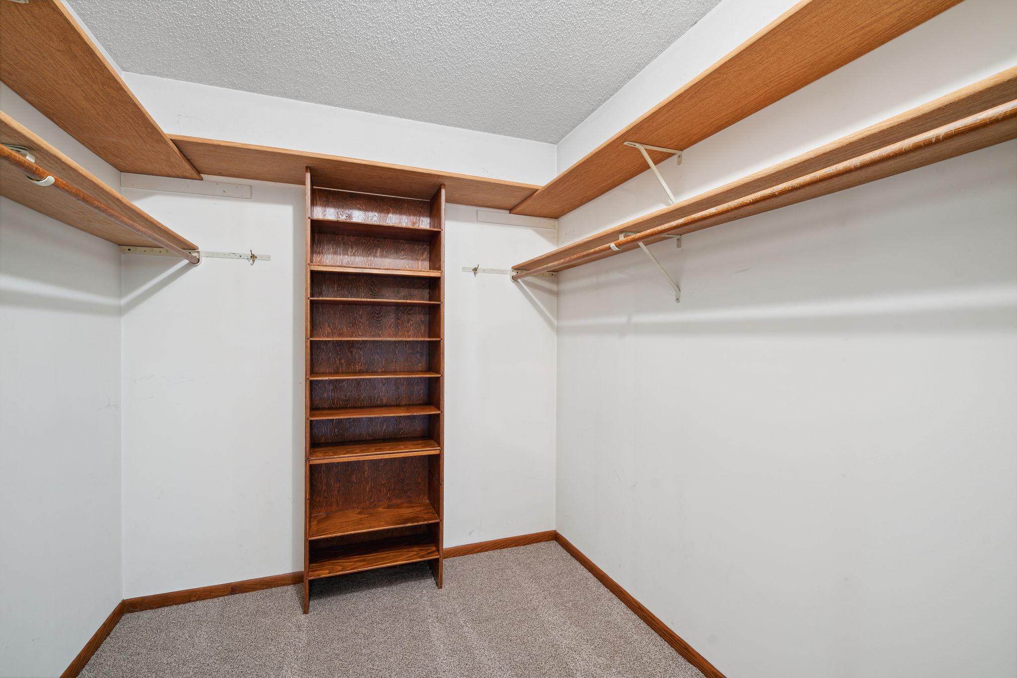 2400 Dodd Road Mendota Heights, MN 55120 - Photo 19 of 39 Gallery Image 19