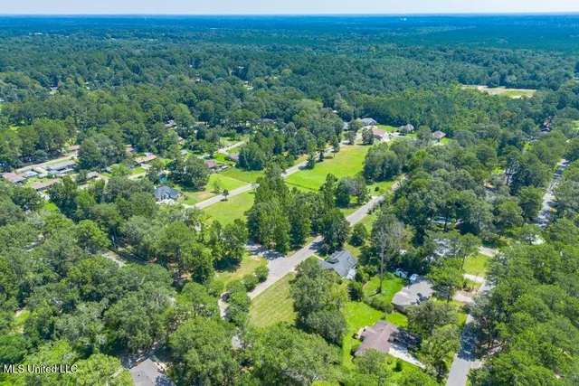 $1,249,000 | 0 Briar Creek Circle, Laurel, MS 39440