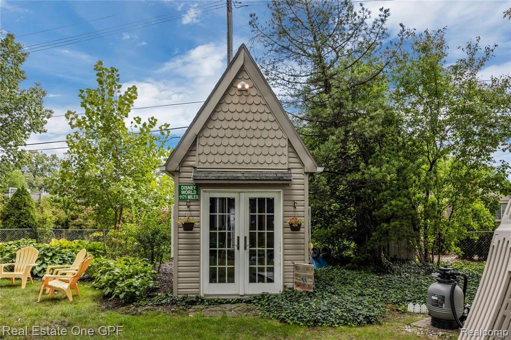 1499 North Renaud Road Grosse Pointe Woods, MI 48236 - Photo 33 of 35