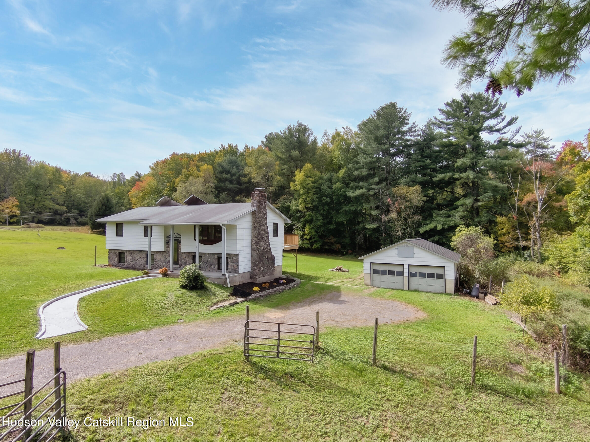 817 Samsonville Road Kerhonkson, NY 12446 - Photo 1 of 27 01