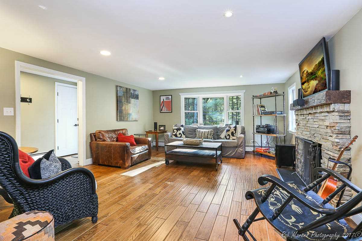39 Georgetown Road Boxford, MA 01921 - Photo 3 of 29