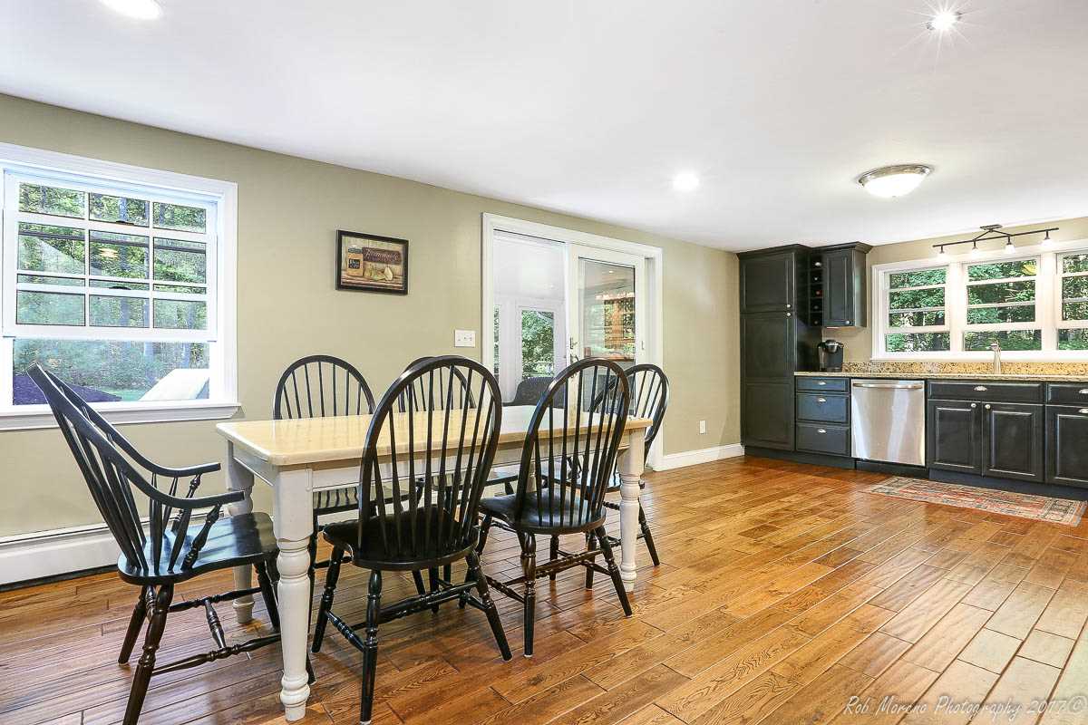 39 Georgetown Road Boxford, MA 01921 - Photo 6 of 29