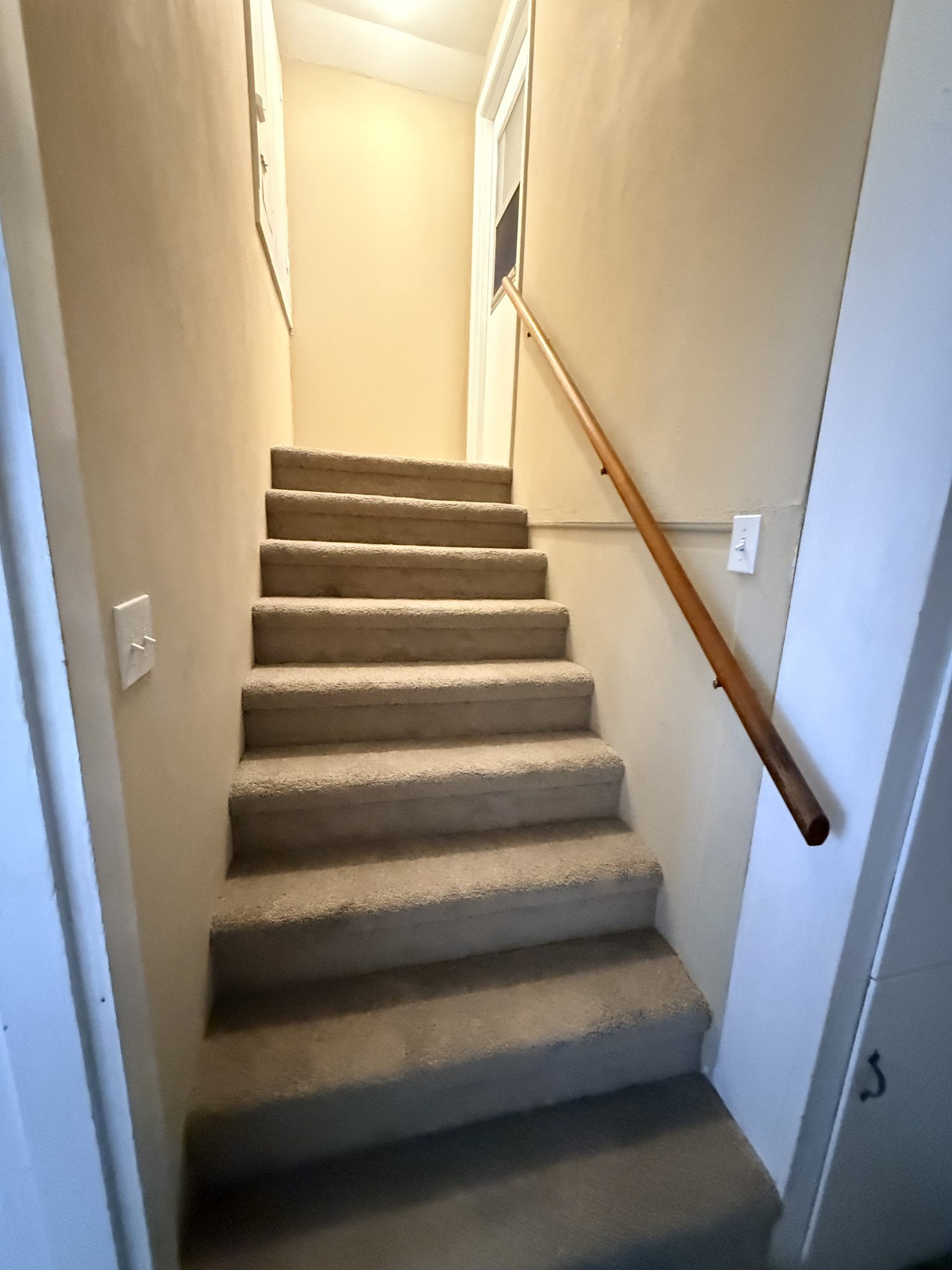 902 Sycamore Drive Manchester, TN 37355 - Photo 20 of 56 a view of entryway