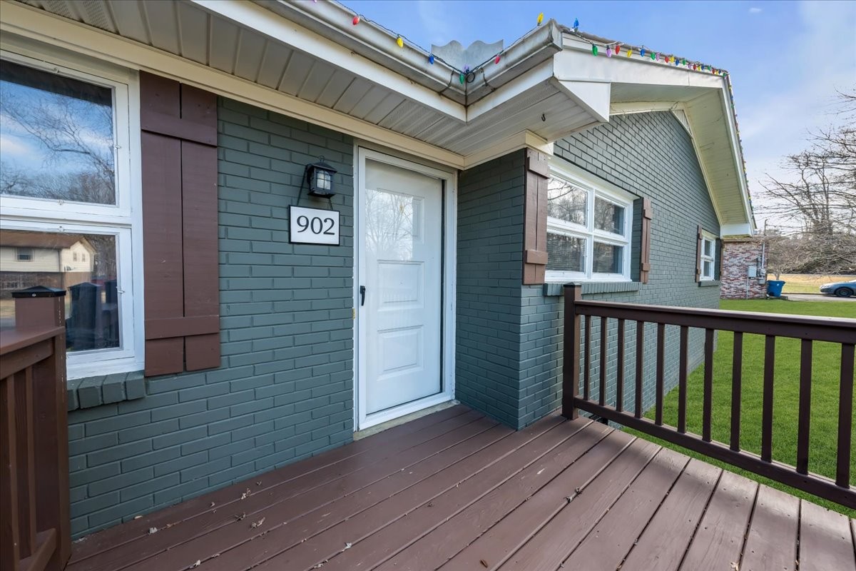 902 Sycamore Drive Manchester, TN 37355 - Photo 2 of 51 a view of a brick house with large windows