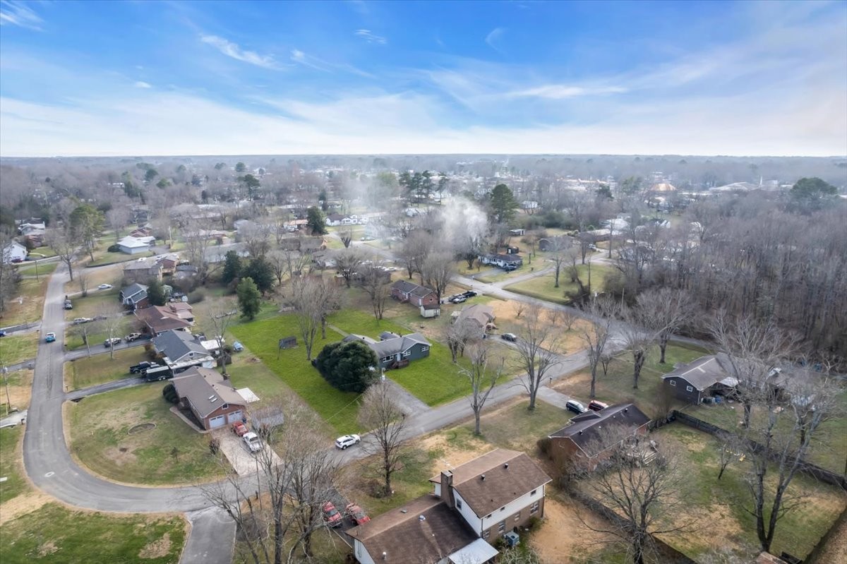 902 Sycamore Drive Manchester, TN 37355 - Photo 42 of 51 an aerial view of residential houses with outdoor space