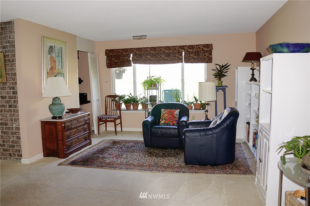 21515 4th Avenue West, Unit A74 Bothell, WA 98021 - Photo 3 of 14
