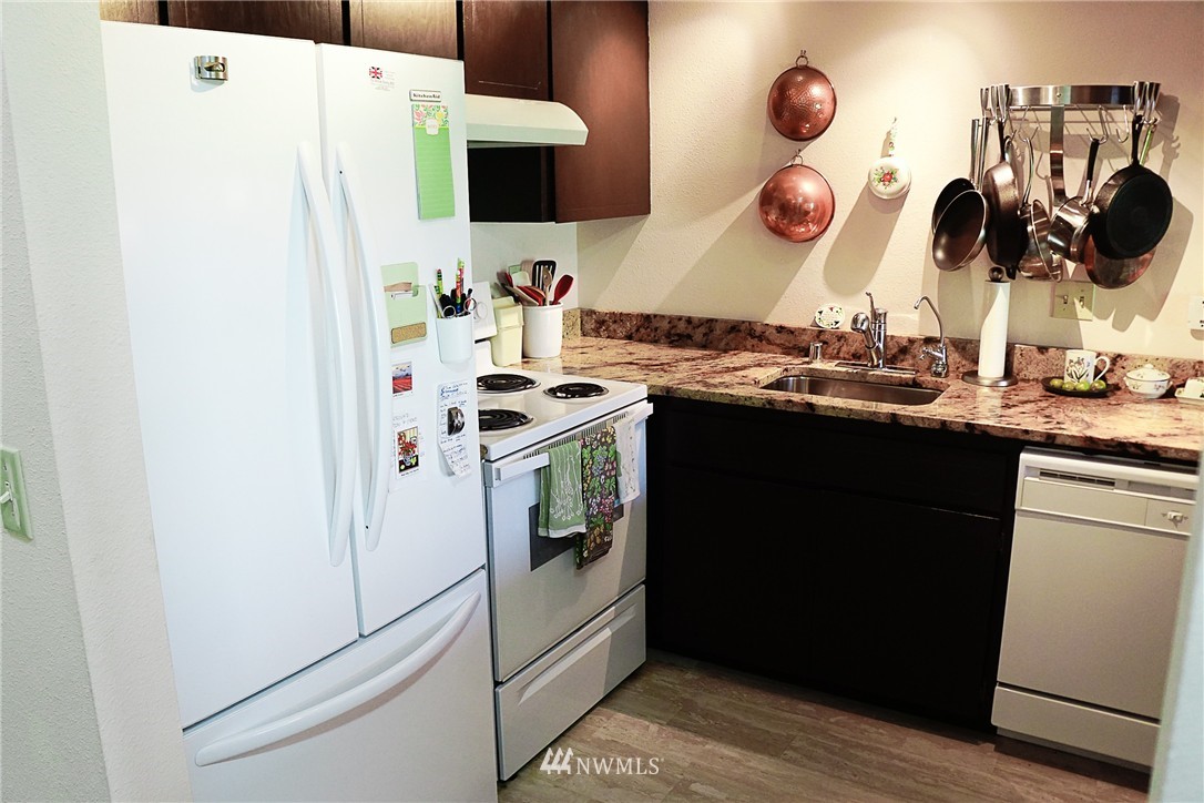 21515 4th Avenue West, Unit A74 Bothell, WA 98021 - Photo 6 of 14