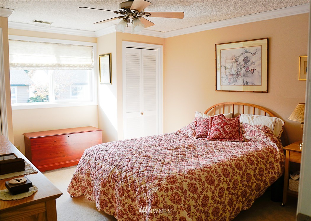 21515 4th Avenue West, Unit A74 Bothell, WA 98021 - Photo 9 of 14