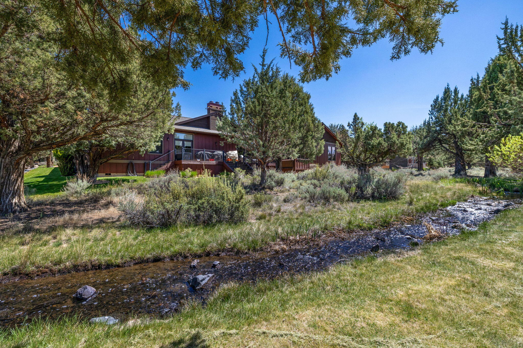 1144 Highland View Loop Redmond, OR 97756 - Photo 37 of 68