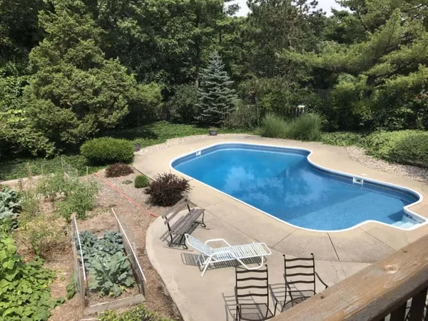 $380,000 | 2549 Rockhill Drive Northeast, Grand Rapids, MI 49525