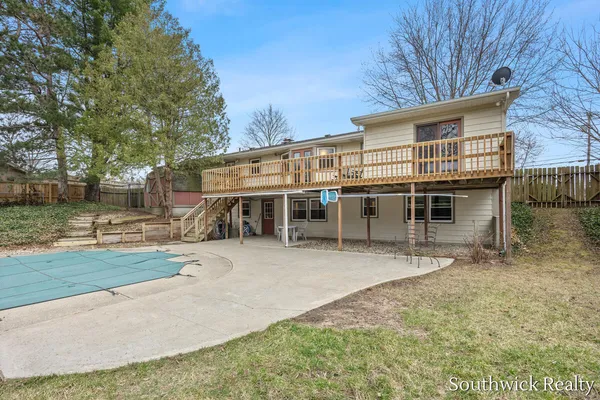 $380,000 | 2549 Rockhill Drive Northeast, Grand Rapids, MI 49525