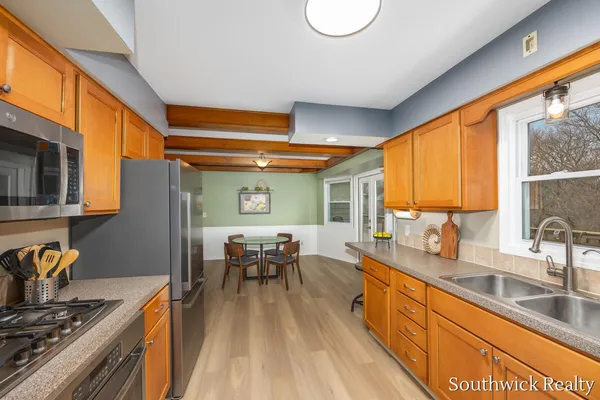 $380,000 | 2549 Rockhill Drive Northeast, Grand Rapids, MI 49525