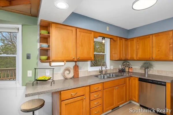 $380,000 | 2549 Rockhill Drive Northeast, Grand Rapids, MI 49525