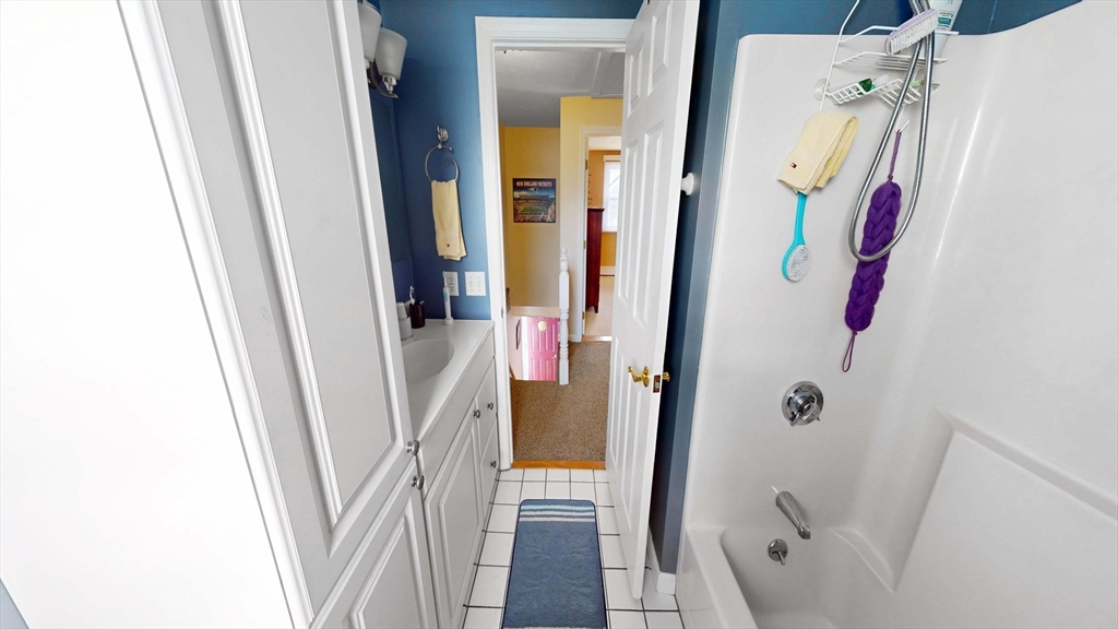 3753 North Main Street, Unit 2 Fall River, MA 02720 - Photo 13 of 23