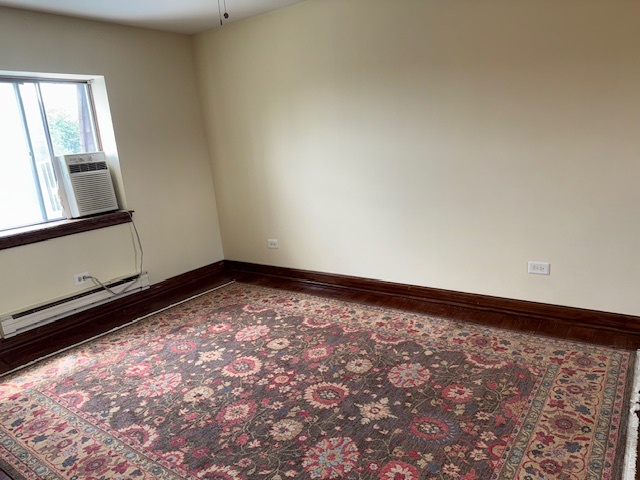 3360 West 184th Street, Unit 3W Homewood, IL 60430 - Photo 15 of 16 a view of an empty room and window