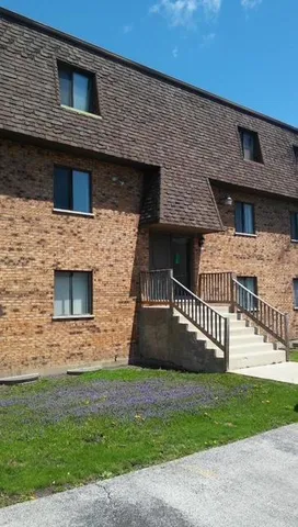 $2,000 | 3360 West 184th Street, Unit 3W, Homewood, IL 60430