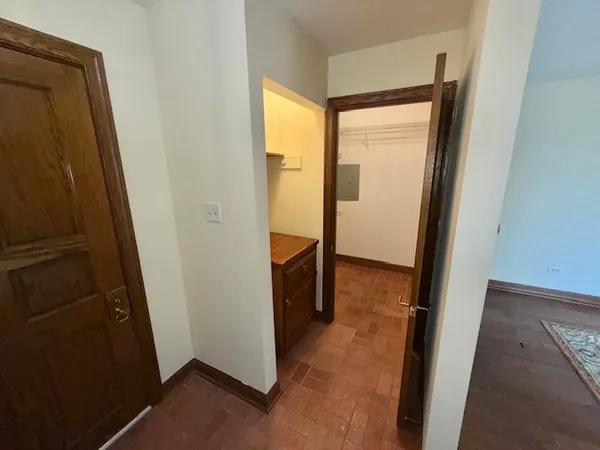 a view of walk in closet