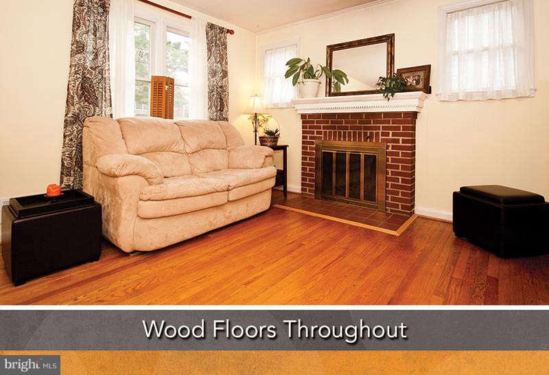1747 Wycliffe Road Baltimore, MD 21234 - Photo 2 of 30 Living Room