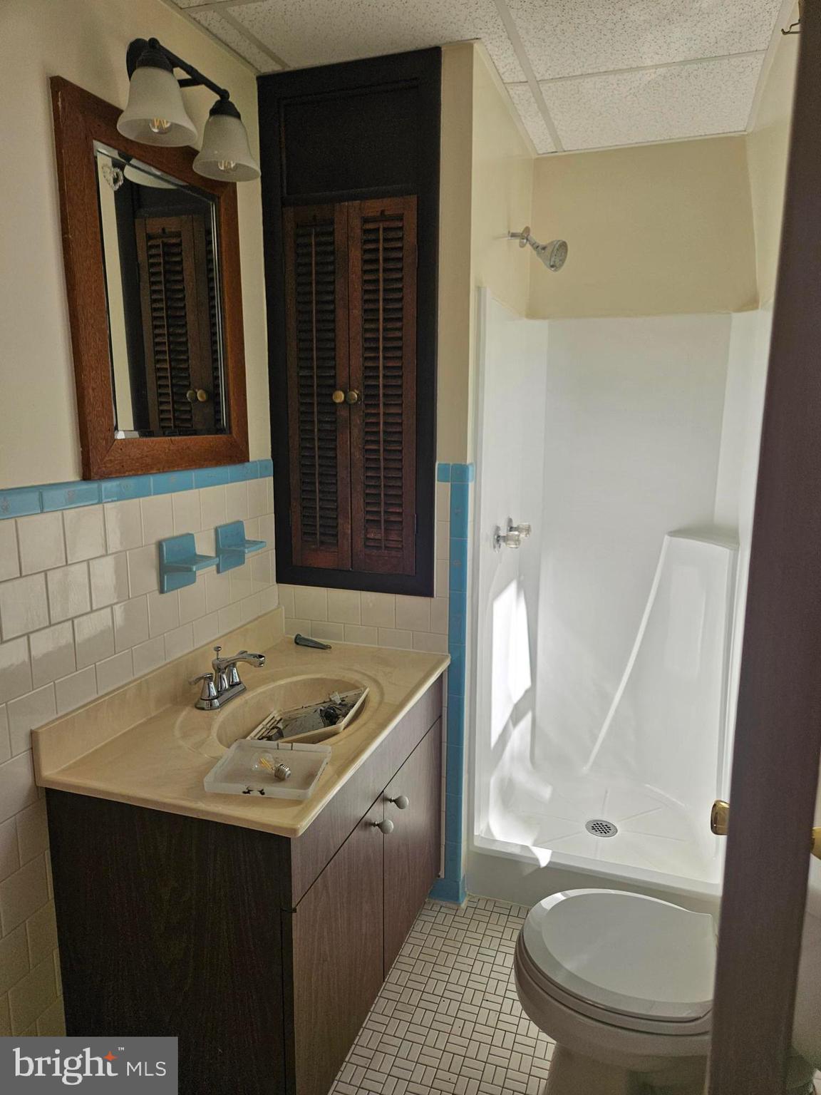 7015 Woodbine Road Woodbine, MD 21797 - Photo 56 of 60 2nd floor Apartment bath