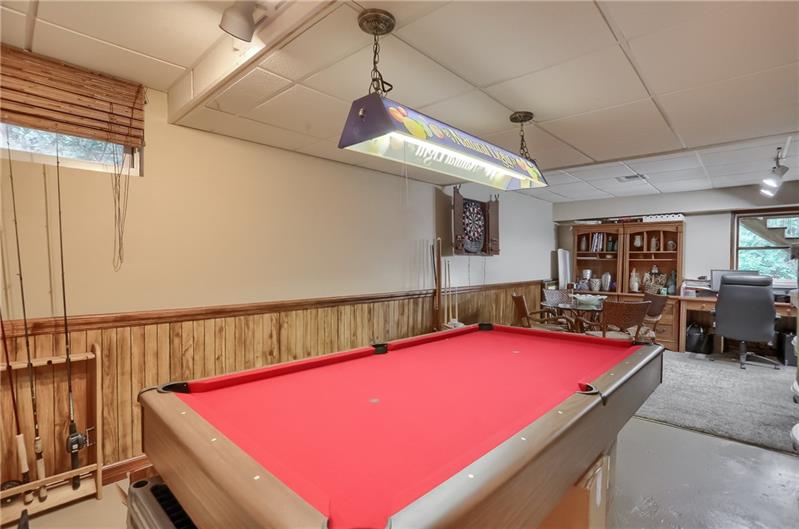 227 Seegar Road Pittsburgh, PA 15241 - Photo 13 of 16 Gallery Image 13