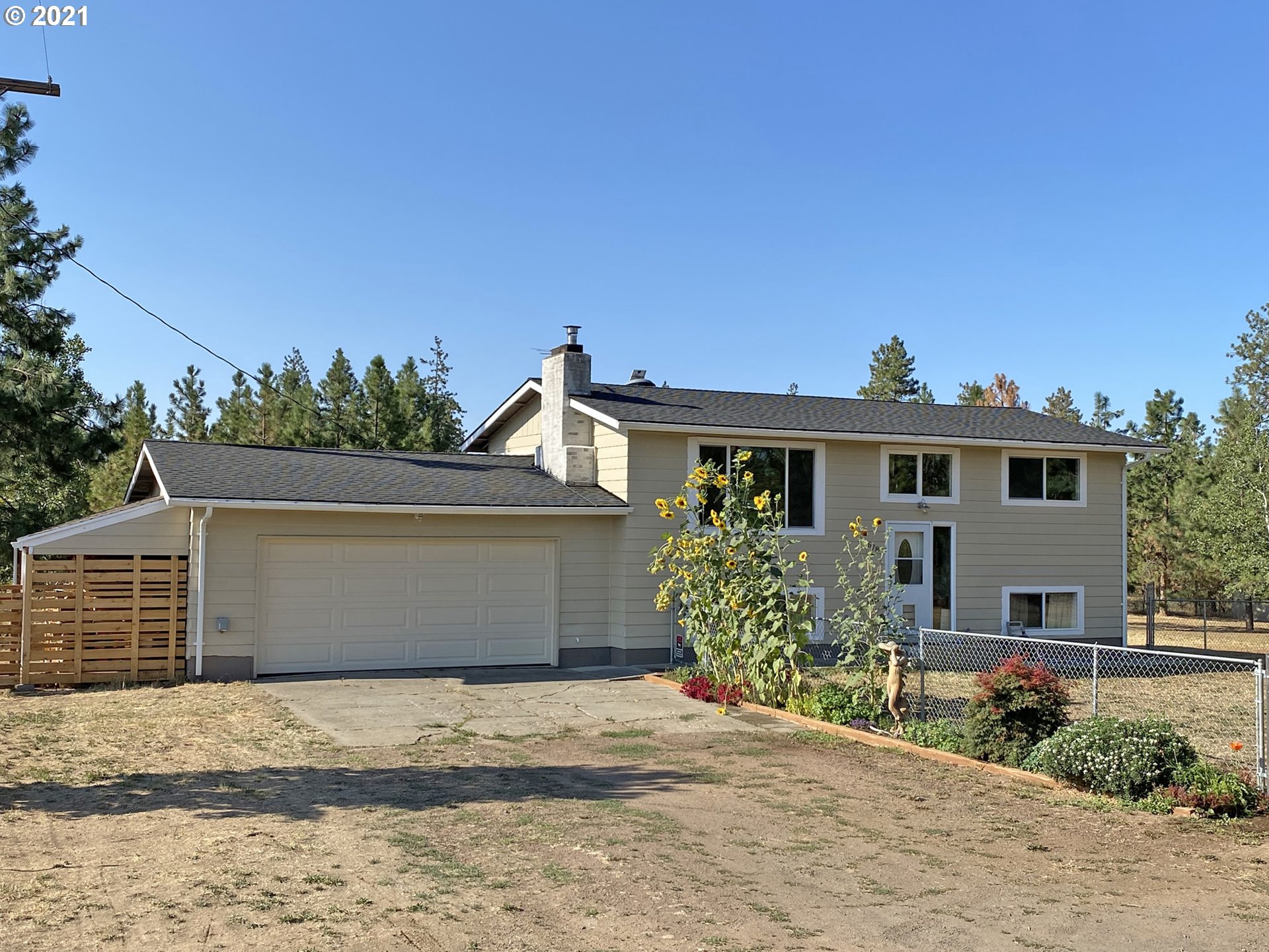 678 Bratton Road Goldendale, WA 98620 - Photo 1 of 31 Gallery Image 1