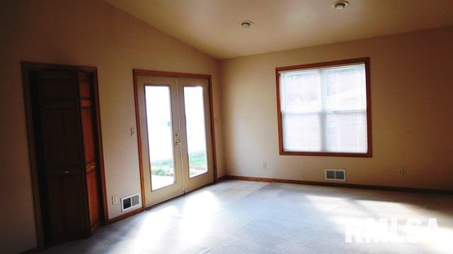 3205 North 3rd Street Clinton, IA 52732 - Photo 16 of 16 Gallery Image 16
