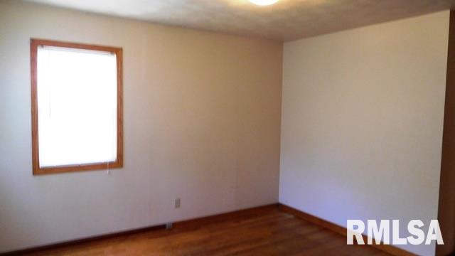 3205 North 3rd Street Clinton, IA 52732 - Photo 10 of 16 Gallery Image 10