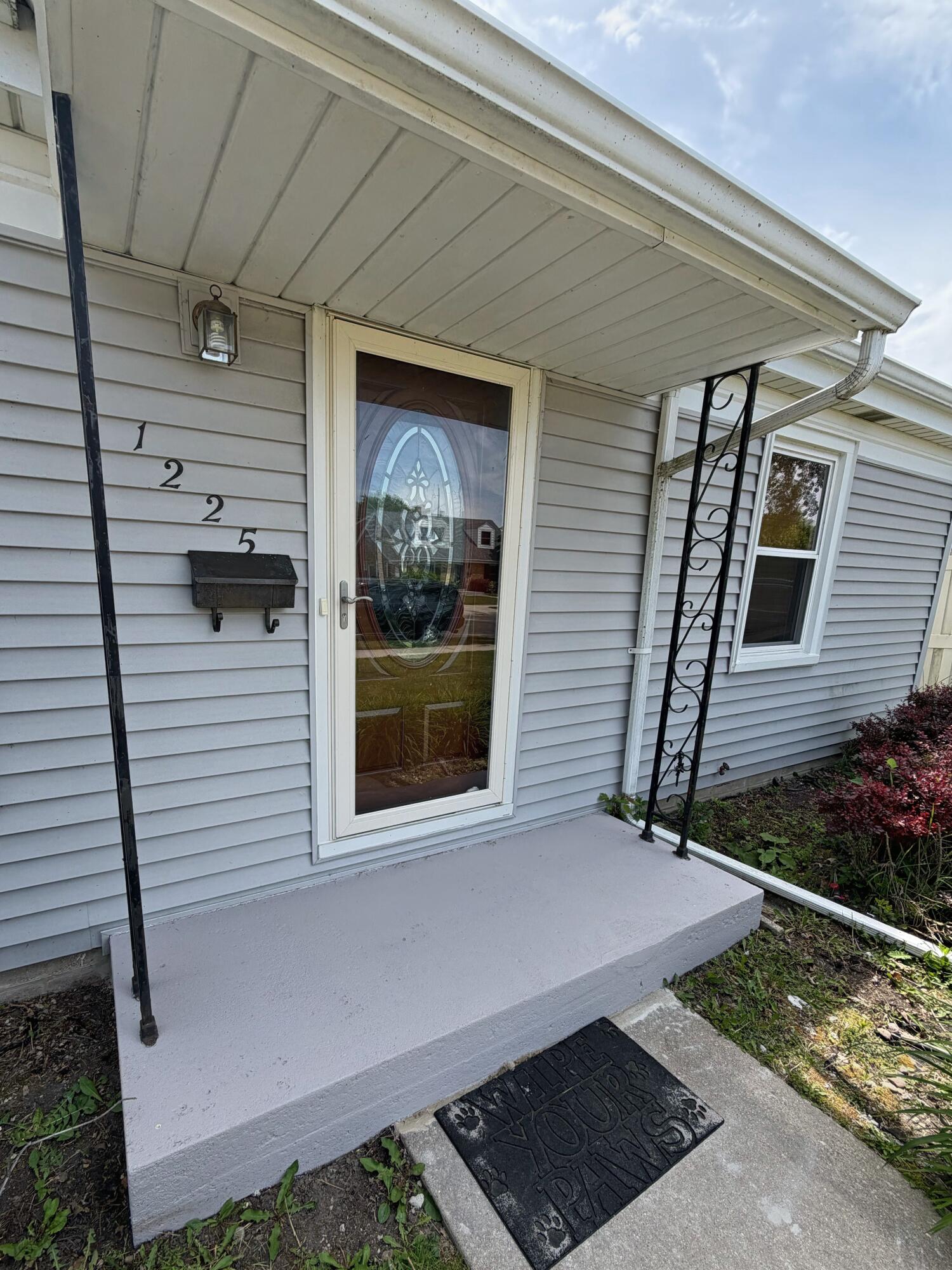 1225 Lombard Avenue Racine, WI 53402 - Photo 1 of 11 Front of the house