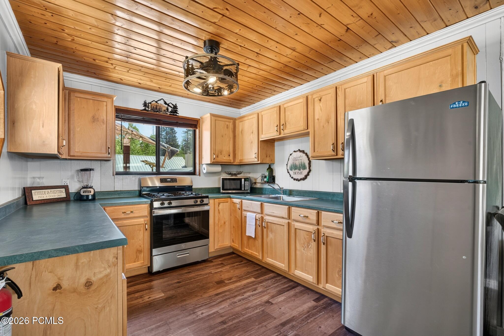 1265 Strawberry Point Road Duck Creek Village, UT 84762 - Photo 12 of 69 Gallery Image 12