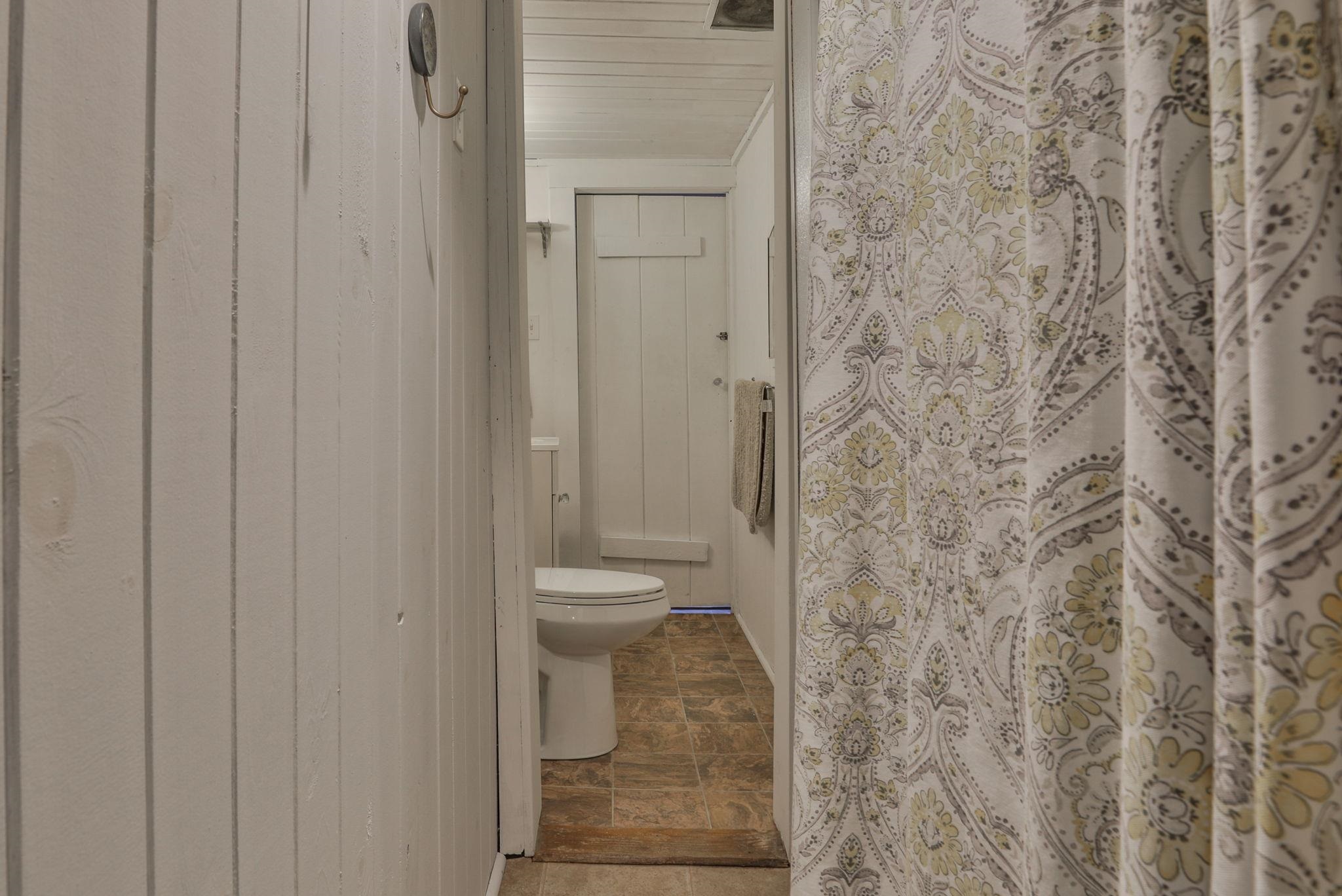 100-102 Tucker Shore Road Belmont, NH 03220 - Photo 33 of 44