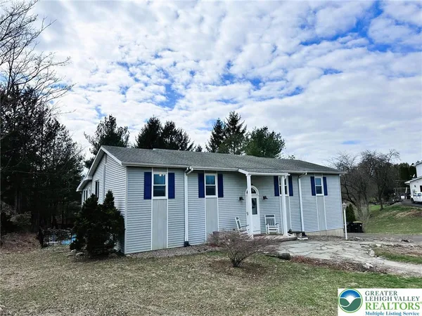 $450,000 | 4836 Hilton Road, Schnecksville, PA 18078