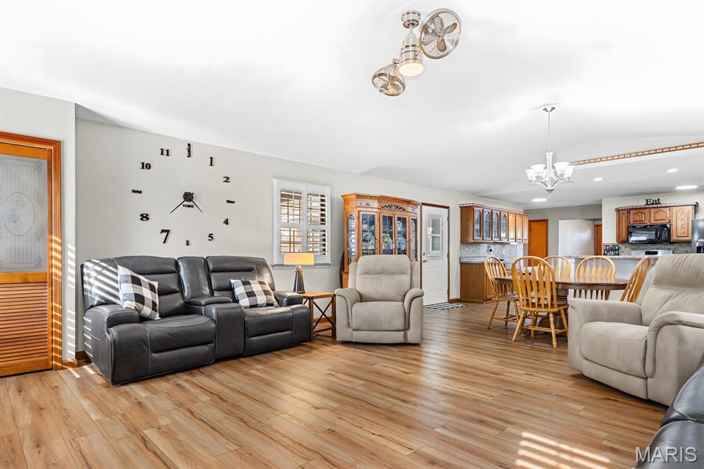 3 North High Street Smithton, IL 62285 - Photo 28 of 64