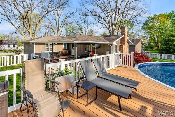 $298,500 | 3 North High Street, Smithton, IL 62285