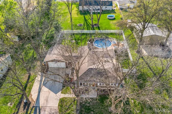 $298,500 | 3 North High Street, Smithton, IL 62285