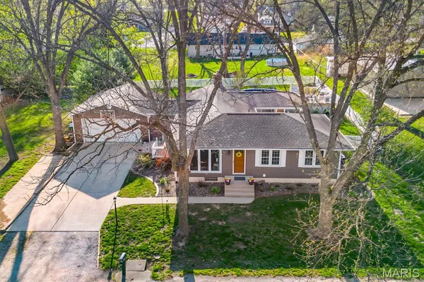 $298,500 | 3 North High Street, Smithton, IL 62285