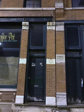 $2,100 | 2727 South Archer Avenue, Unit 2, Chicago, IL 60608