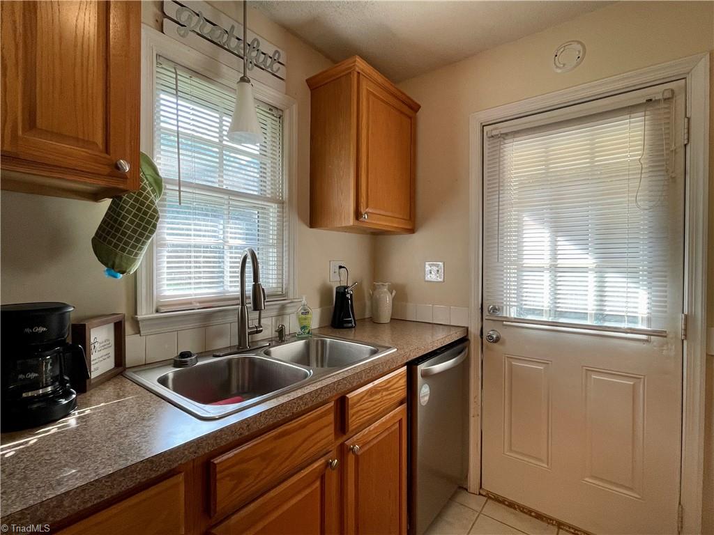 2596 Mt Salem Road Pfafftown, NC 27040 - Photo 14 of 48