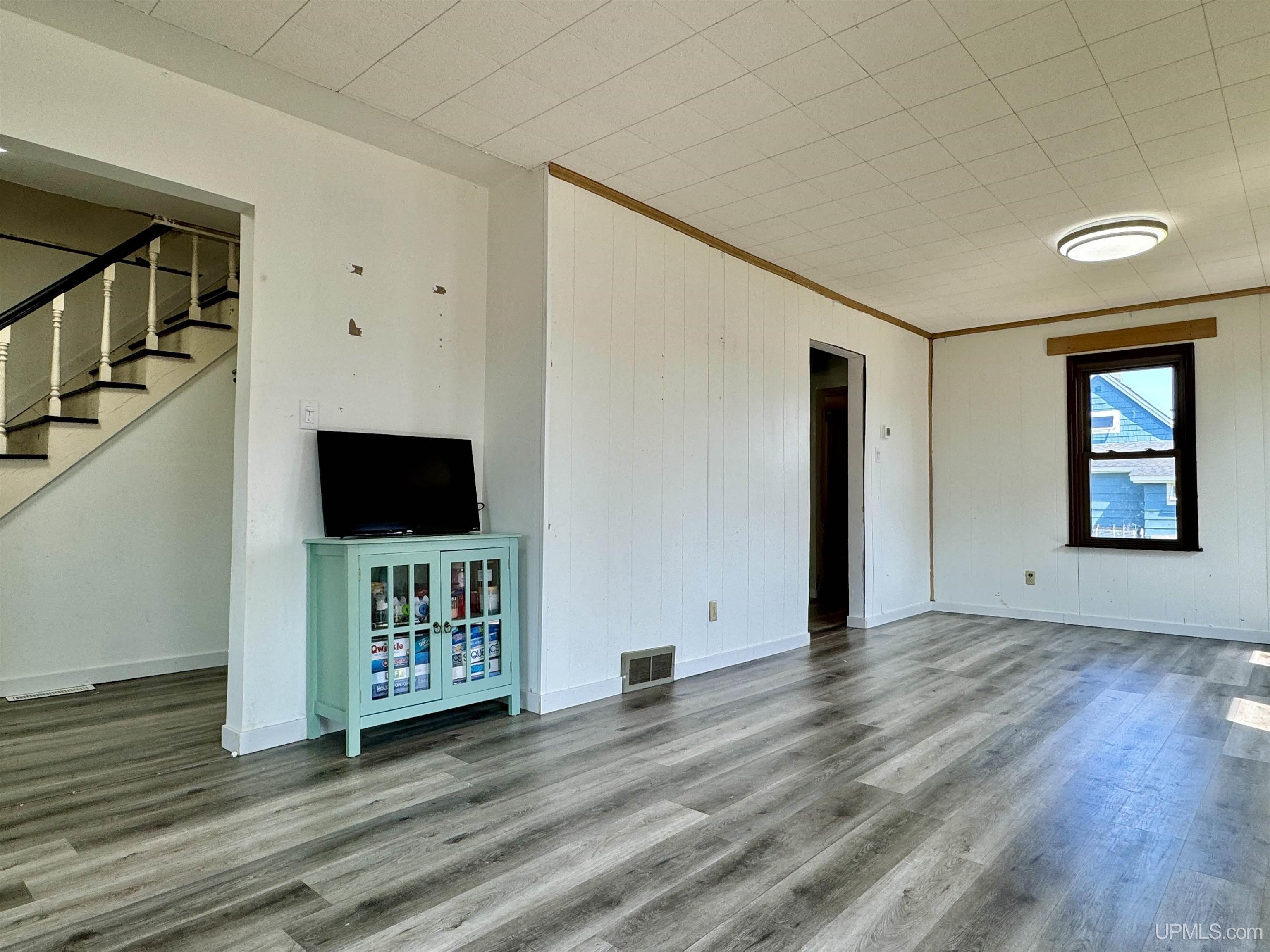 22 1st Street South Range, MI 49963 - Photo 4 of 34 Gallery Image 4
