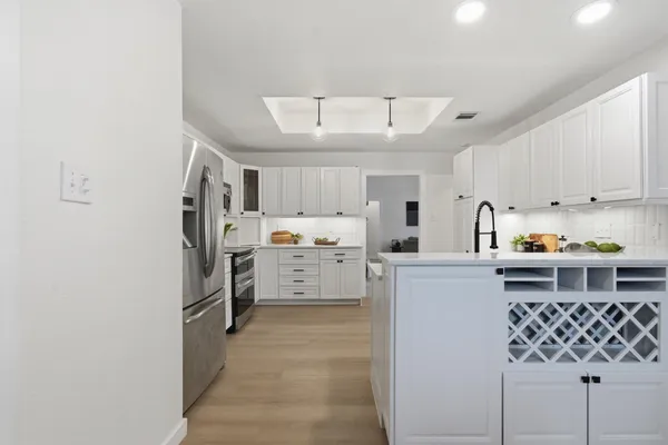 $699,000 | 201 Towhee Drive, Buda, TX 78610