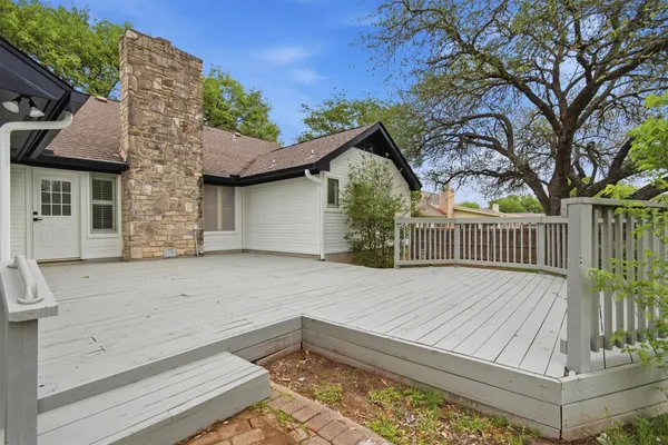 $699,000 | 201 Towhee Drive, Buda, TX 78610